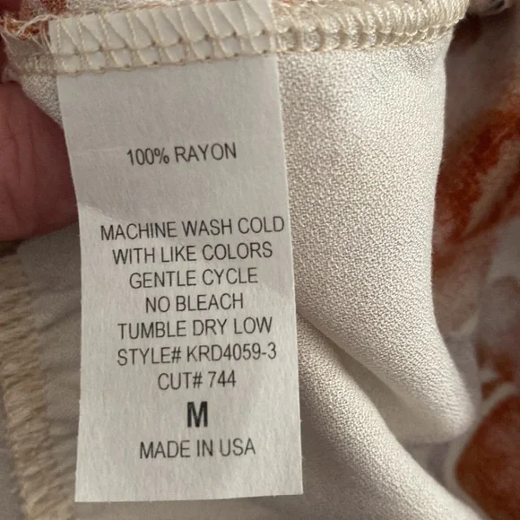 *new* Floral Babydoll Dress - Picture 5 of 6